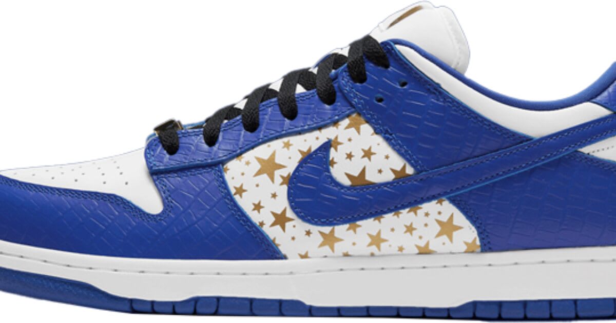 Supreme x Nike Dunk Low OG SB QS \
