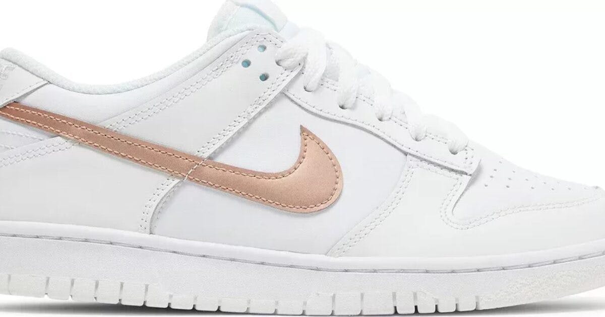 dunk low white pink