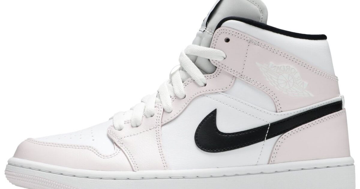 Air Jordan 1 Mid Wmns \