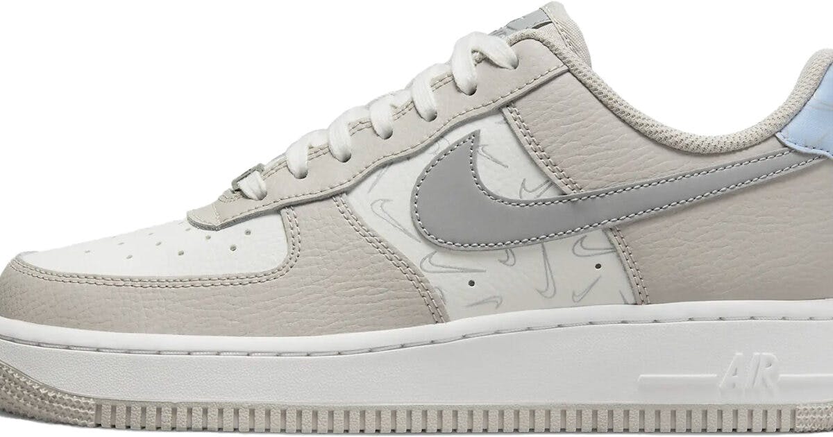 nike mini swoosh air force 1