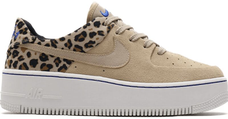 Nike Air Force 1 WMNS Sage Lo Premium \