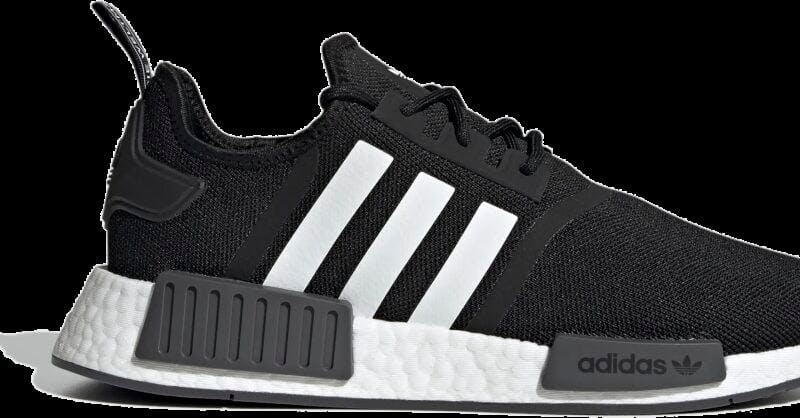 black sole nmd